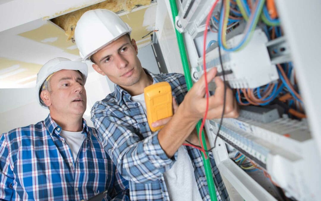 Leerling elektromonteur