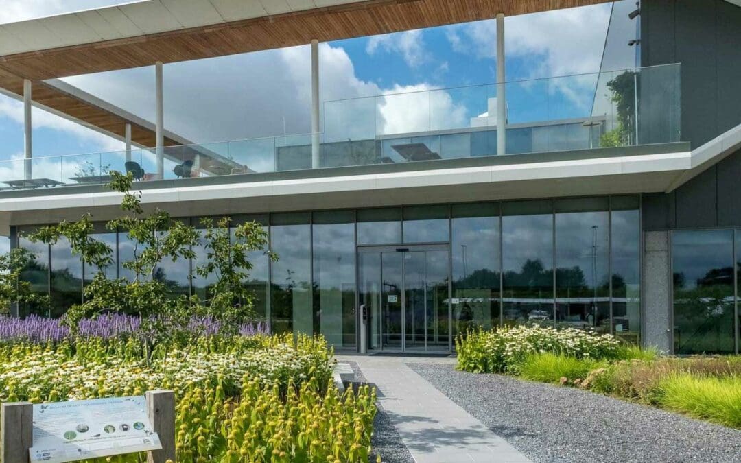 Onderhoud kantoorpand en distributiehal